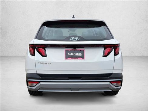 New 2026 Hyundai Tucson SE FWD image 8