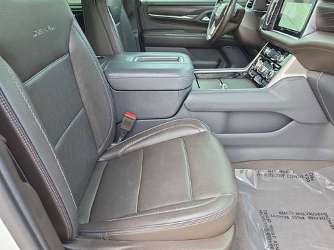 Used 2022 GMC Yukon Denali w/ Max Trailering Package AWD/4WD image 18