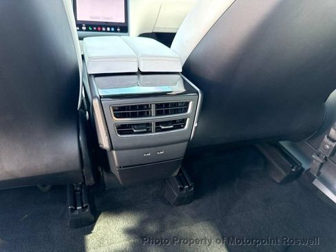 Used 2018 Tesla Model X 75D AWD/4WD image 13