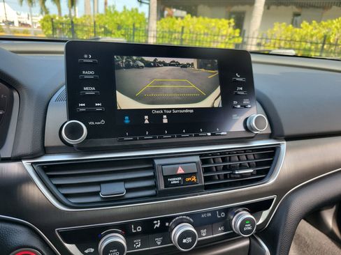 Used 2019 Honda Accord LX image 22
