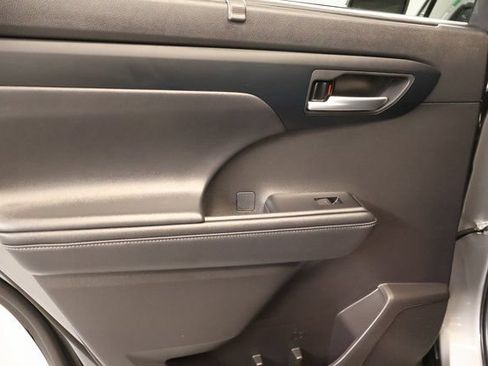 Certified 2025 Toyota Highlander XLE AWD/4WD image 28
