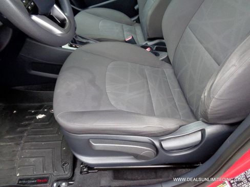 Used 2017 Kia Rio LX w/ Power Package FWD image 7