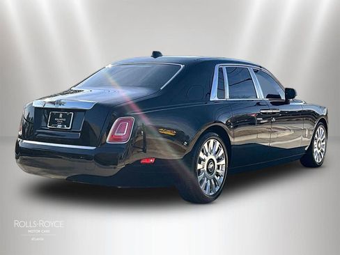 Used 2020 Rolls-Royce Phantom image 12