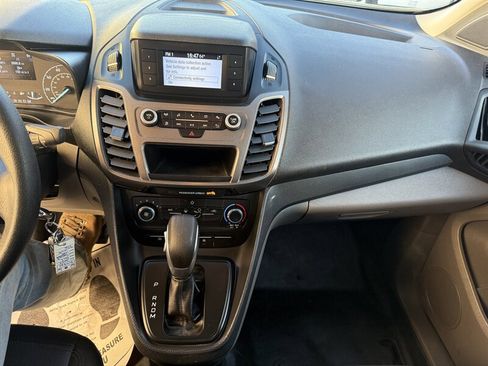 Used 2022 Ford Transit Connect XL image 26