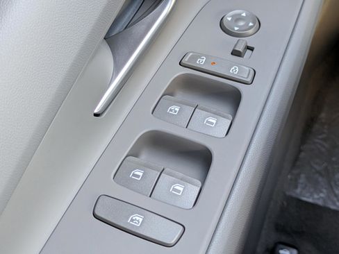 New 2026 Hyundai Elantra Blue image 25