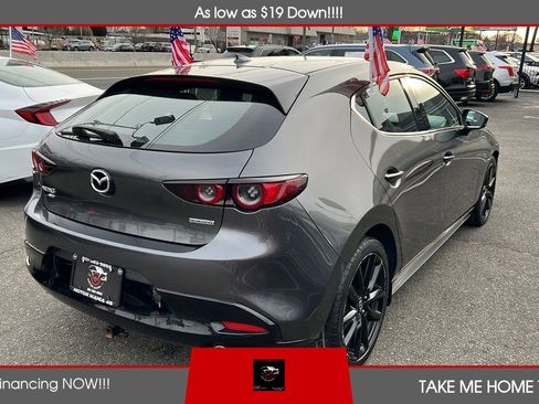 Used 2019 MAZDA MAZDA3 AWD Hatchback w/ Premium Pkg image 5