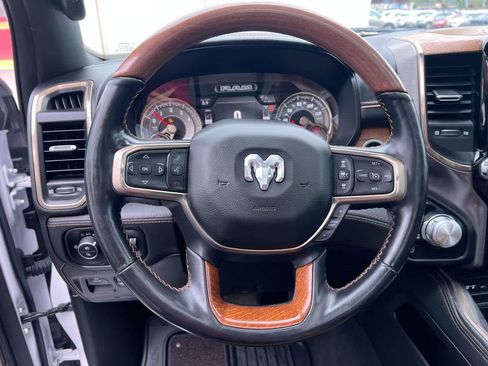 Used 2019 RAM 1500 Laramie Longhorn AWD/4WD image 14