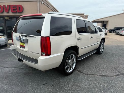 Used 2012 Cadillac Escalade Luxury w/ Livery Package image 5
