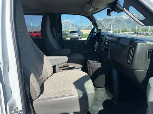 Certified 2024 Chevrolet Express 3500 LT w/ LT Preferred Equipment Group RWD image 15
