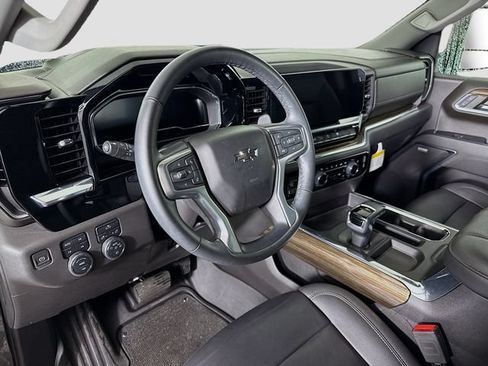 Used 2024 Chevrolet Silverado 1500 RST w/ Convenience Package II AWD/4WD image 9