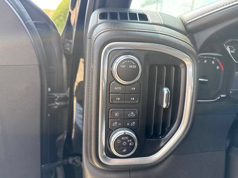 Used 2022 GMC Sierra 1500 AT4 w/ AT4 Premium Package AWD/4WD image 21