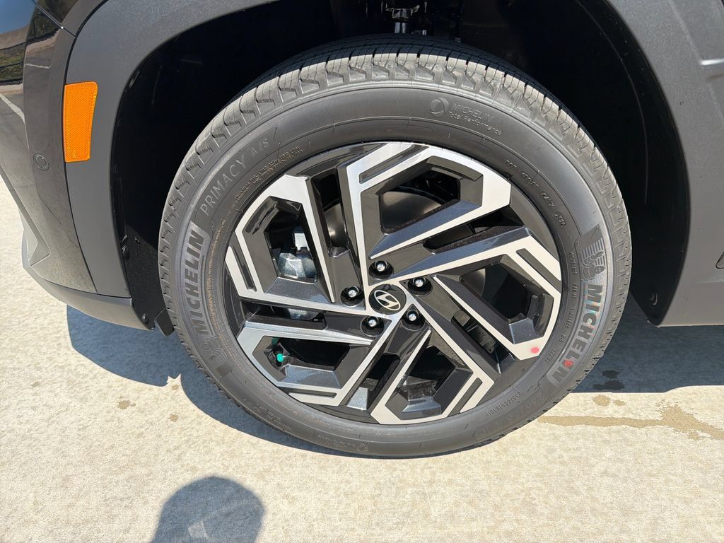 New 2026 Hyundai Tucson Limited AWD/4WD image 12