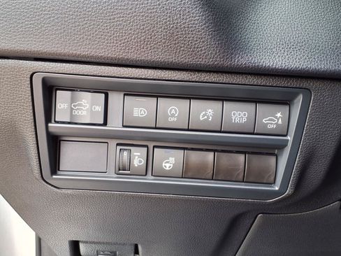 Used 2025 Toyota Tundra SR5 w/ TRD Off-Road Package AWD/4WD image 17