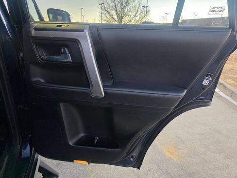 Used 2021 Toyota 4Runner SR5 image 28