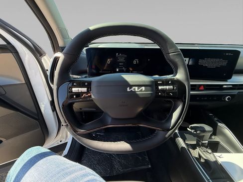 New 2026 Kia Sorento S AWD/4WD image 12