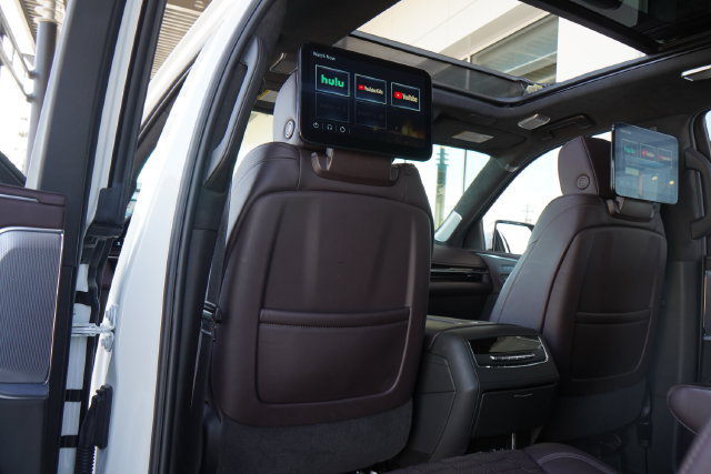 Used 2023 Cadillac Escalade Sport Platinum AWD/4WD image 29
