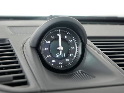 Certified 2025 Porsche 911 Carrera RWD image 32