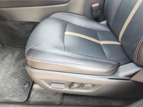 Used 2025 MAZDA CX-70 3.3 Turbo S w/ Premium Package image 28