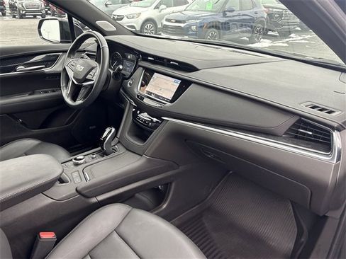 Used 2023 Cadillac XT5 Premium Luxury w/ LPO, Floor Liner Package image 29