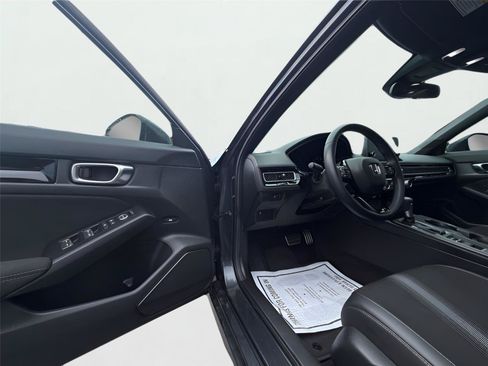 Used 2025 Honda Civic Sport image 16