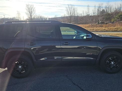 Used 2020 GMC Acadia AT4 w/ Driver Alert Package II image 7