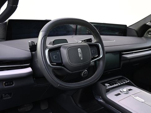 New 2025 Lincoln Navigator Reserve w/ Jet Appearance Package image 11