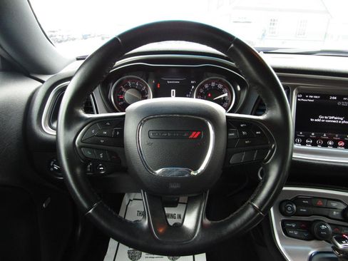 Used 2019 Dodge Challenger SXT RWD image 14
