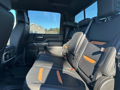 Used 2021 GMC Sierra 2500 AT4 w/ AT4 Preferred Package image 16
