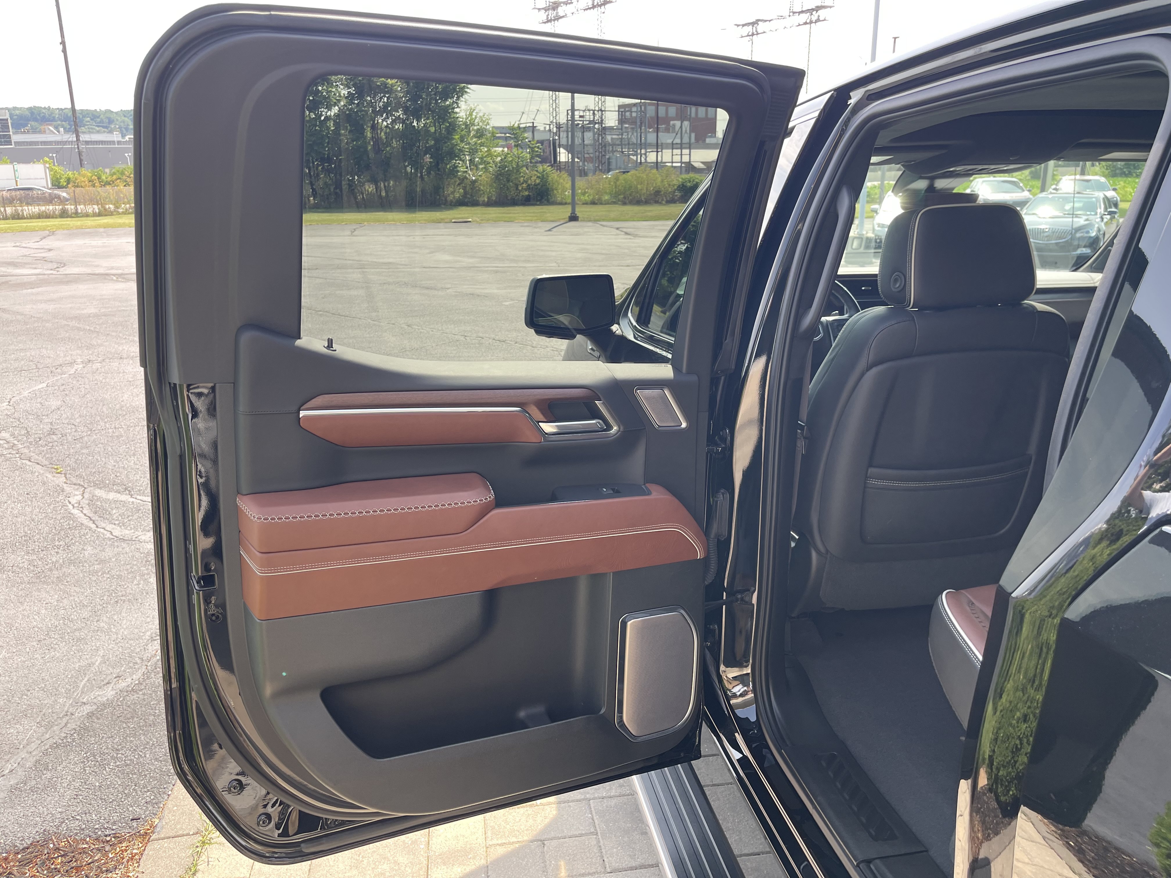 Used 2023 GMC Sierra 1500 Denali Ultimate AWD/4WD image 22