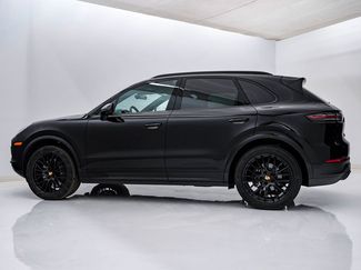 Certified 2023 Porsche Cayenne Platinum Edition video 2