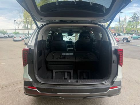 Used 2026 Kia Carnival SX Prestige image 13
