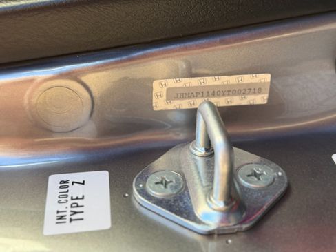 Used 2000 Honda S2000 image 89