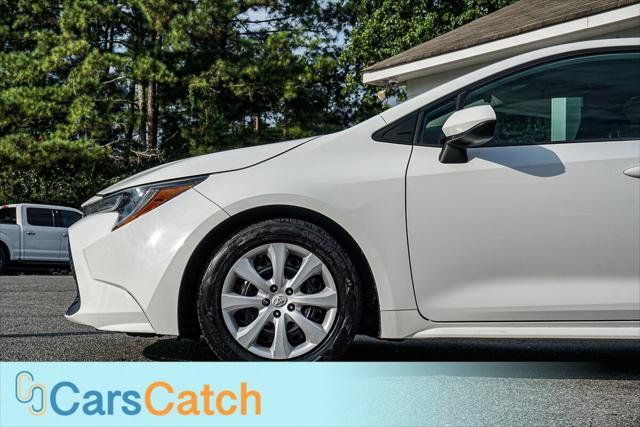 Used 2020 Toyota Corolla LE FWD image 15