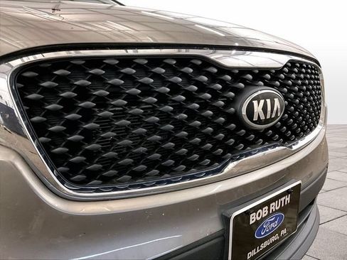 Used 2016 Kia Sorento FWD image 29