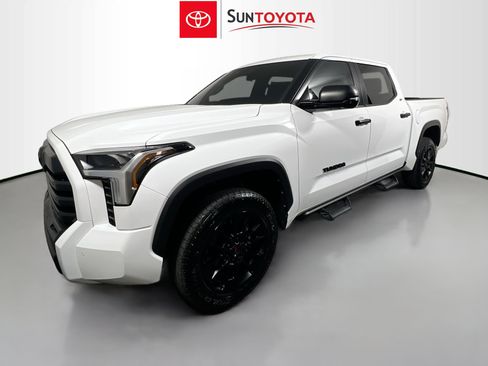 Used 2024 Toyota Tundra SR5 w/ SR5 Convenience Package image 9