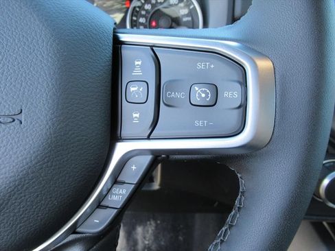 New 2026 RAM 1500 Big Horn AWD/4WD image 23