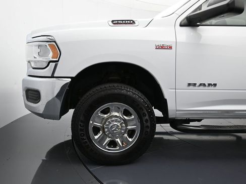 Used 2021 RAM 2500 Tradesman w/ Chrome Appearance Group AWD/4WD image 9