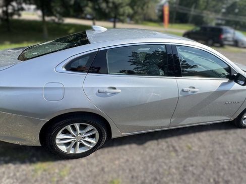 Used 2016 Chevrolet Malibu LT FWD image 6