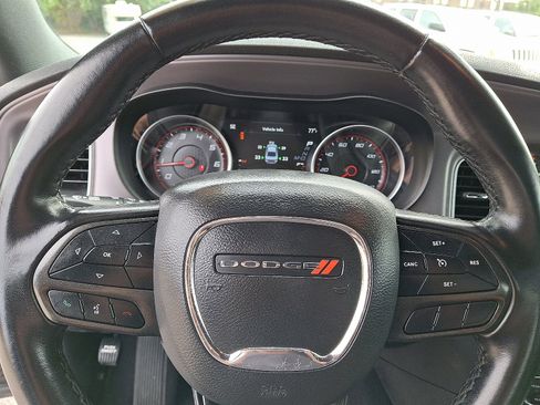Used 2023 Dodge Charger SXT image 18