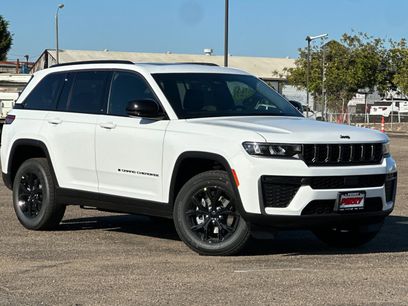 New 2026 Jeep Grand Cherokee Altitude
