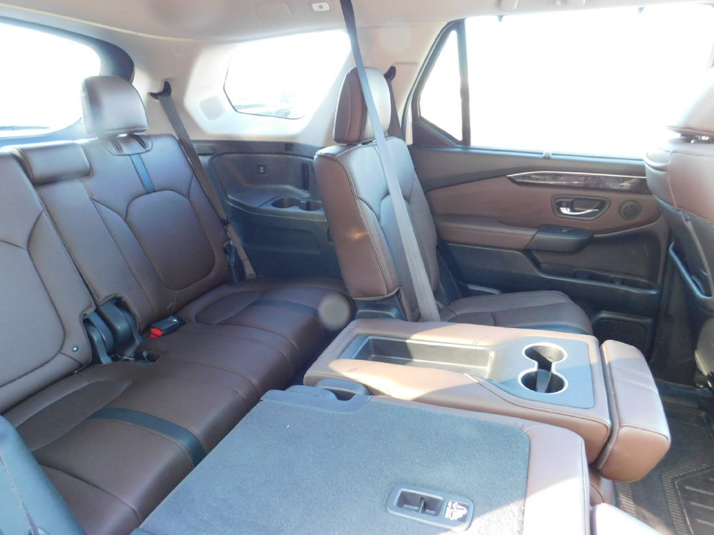 Certified 2025 Honda Pilot Elite image 5