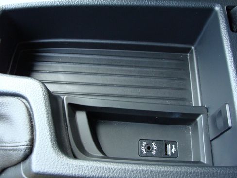 Used 2015 BMW 328i xDrive Sedan image 32