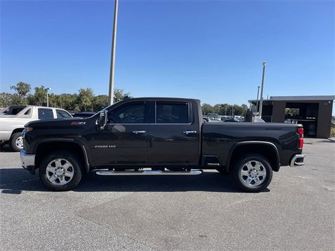 Used 2020 Chevrolet Silverado 2500 LTZ w/ LTZ Premium Package image 18