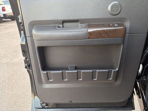 Used 2016 Ford F450 Platinum w/ FX4 Off Road Package image 16