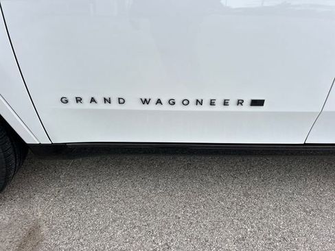 Used 2024 Jeep Grand Wagoneer Series III w/ Rear Seat Video Group 1 image 68