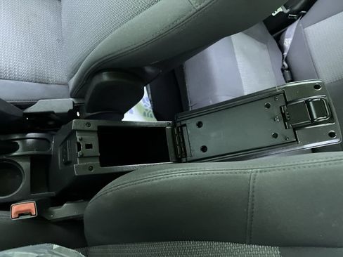 Used 2008 Jeep Patriot Sport FWD image 22