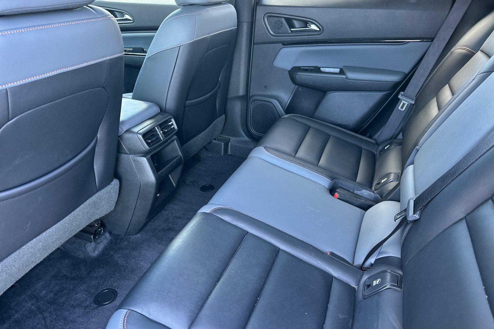 Used 2025 Honda Prologue Touring image 12