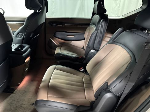 New 2026 Kia EV9 GT-Line image 5