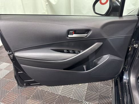 Used 2022 Toyota Corolla SE image 23