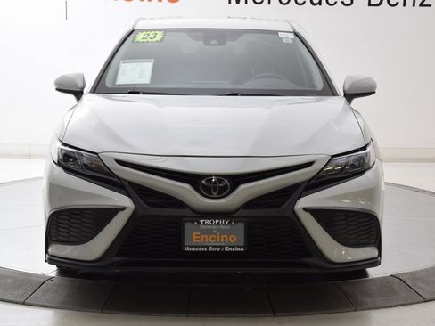 Used 2023 Toyota Camry SE image 11